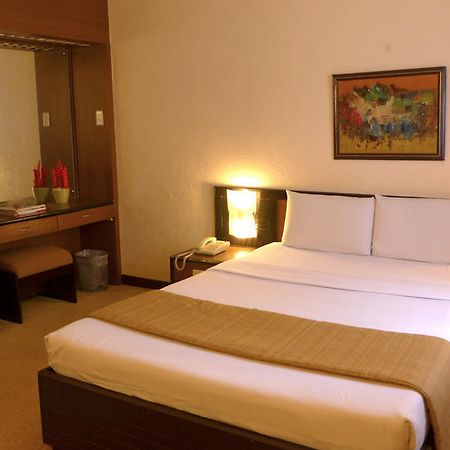 Rothman Hotel Manila Dış mekan fotoğraf